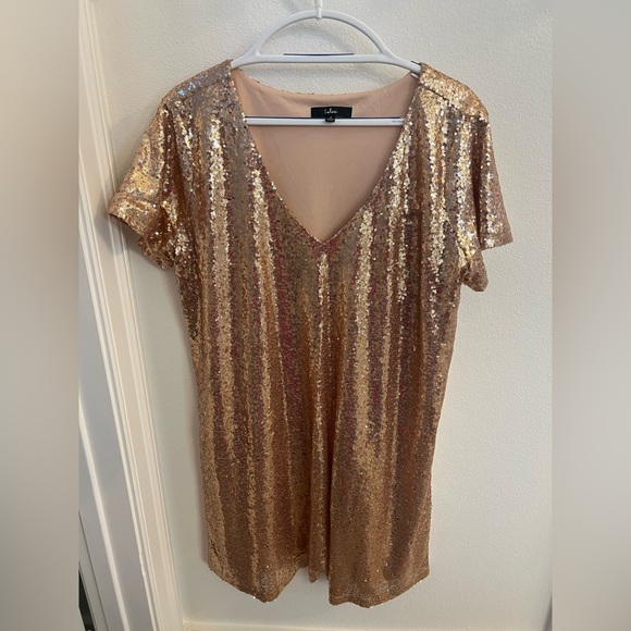Lulu’s sequin dress - Picture 3 of 5
